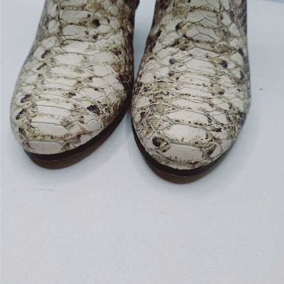 Sam Edelman SERAPHINA Knee High Boots Snake Womens 8.5 Roccia Almond Toe Heel - Picture 9 of 11